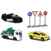 Set Majorette Pentru Copii Diorama City cu 3 masinute si 4 indicatoare rutiere